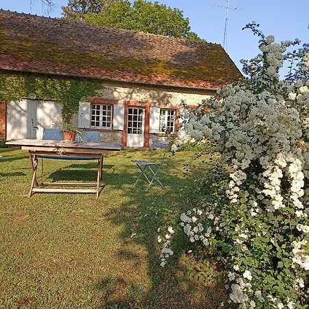 The Cosy Retreat Villa Mornay-sur-Allier Bagian luar foto